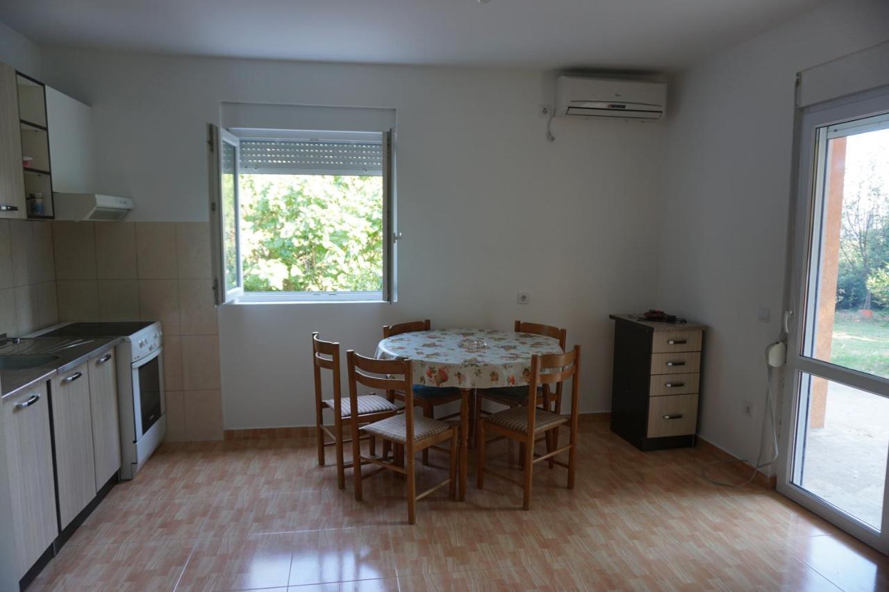 Ferienwohnung Ruza Vetrova Bar Exterior foto